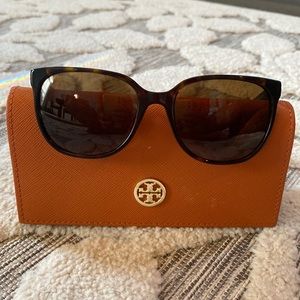 Tory Burch Tortoise Brown Polarized Sunglasses